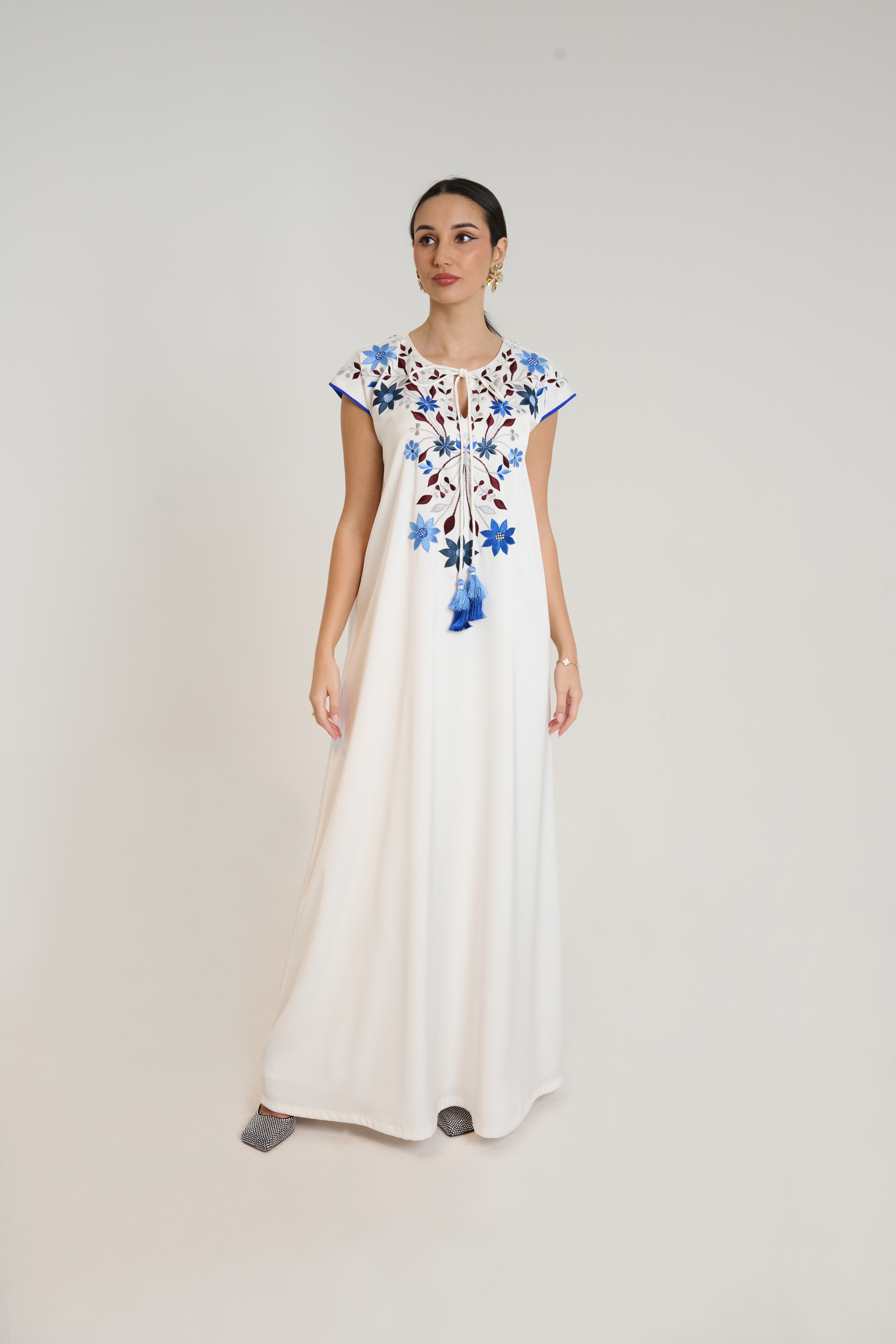 J069 Crepe Silk with Hand Embroidery