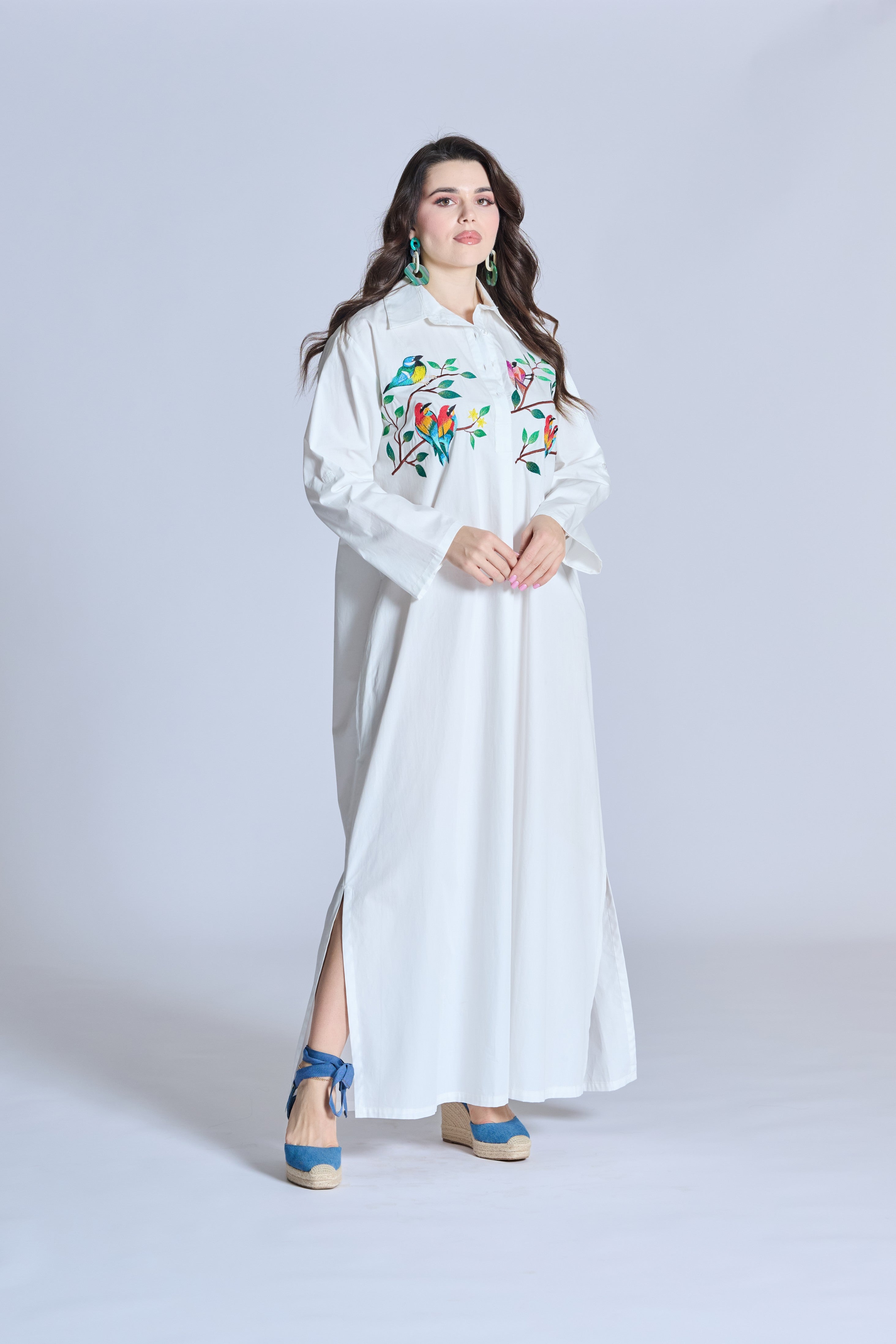 J0100 Cotton White with Embroidery