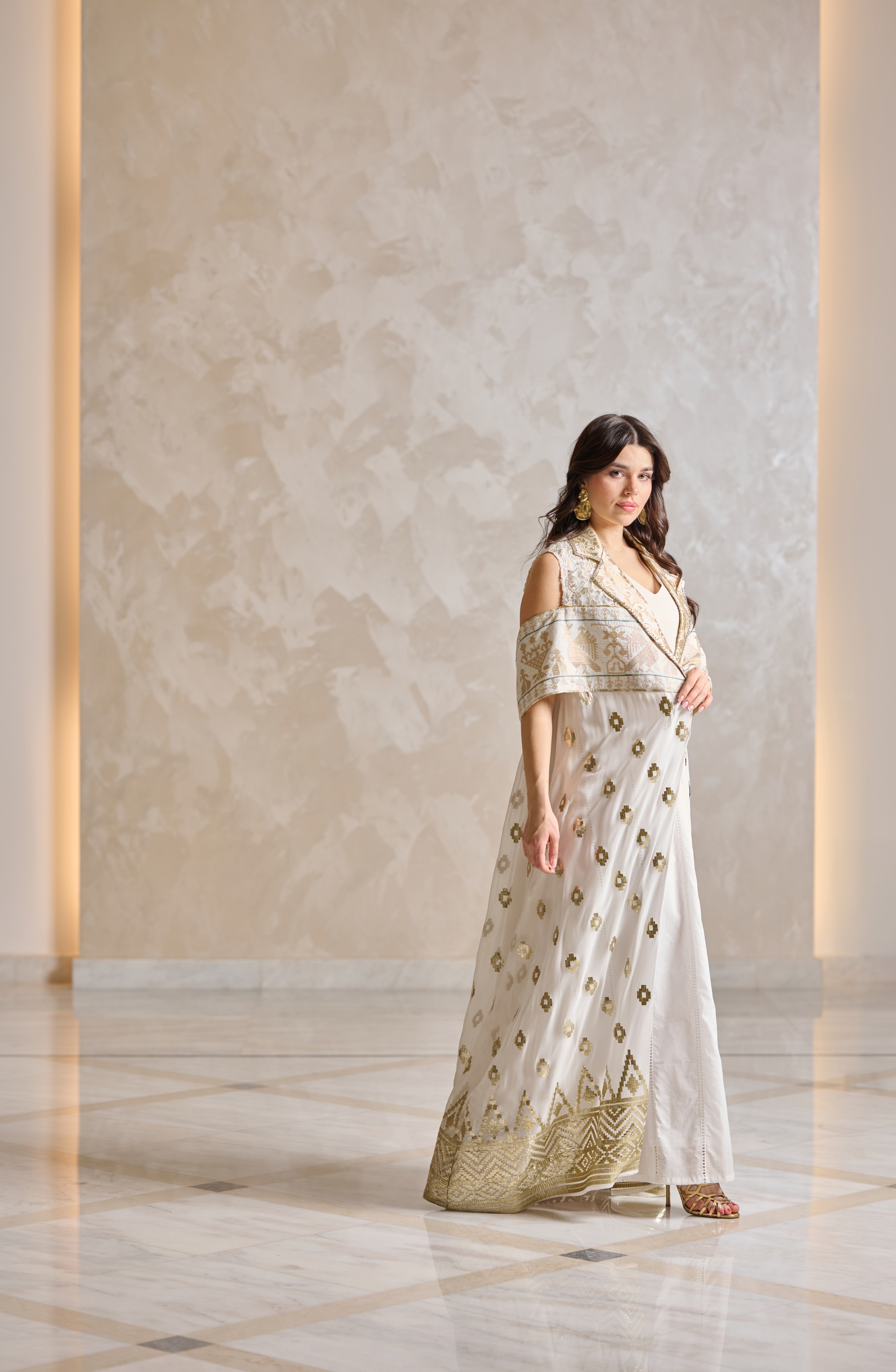 J090 Embroidered Georgete & Cotton With Lace