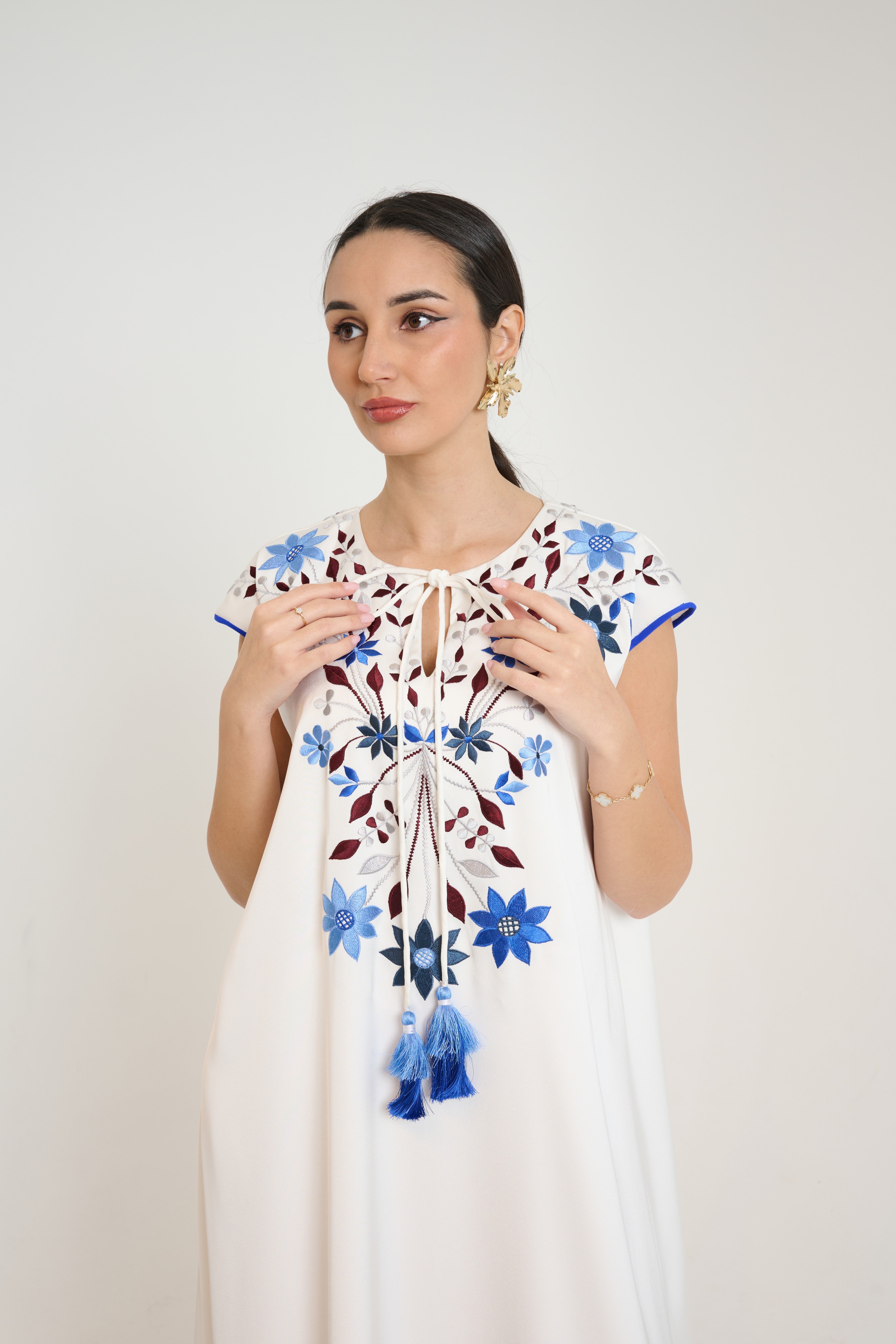 J069 Crepe Silk with Hand Embroidery