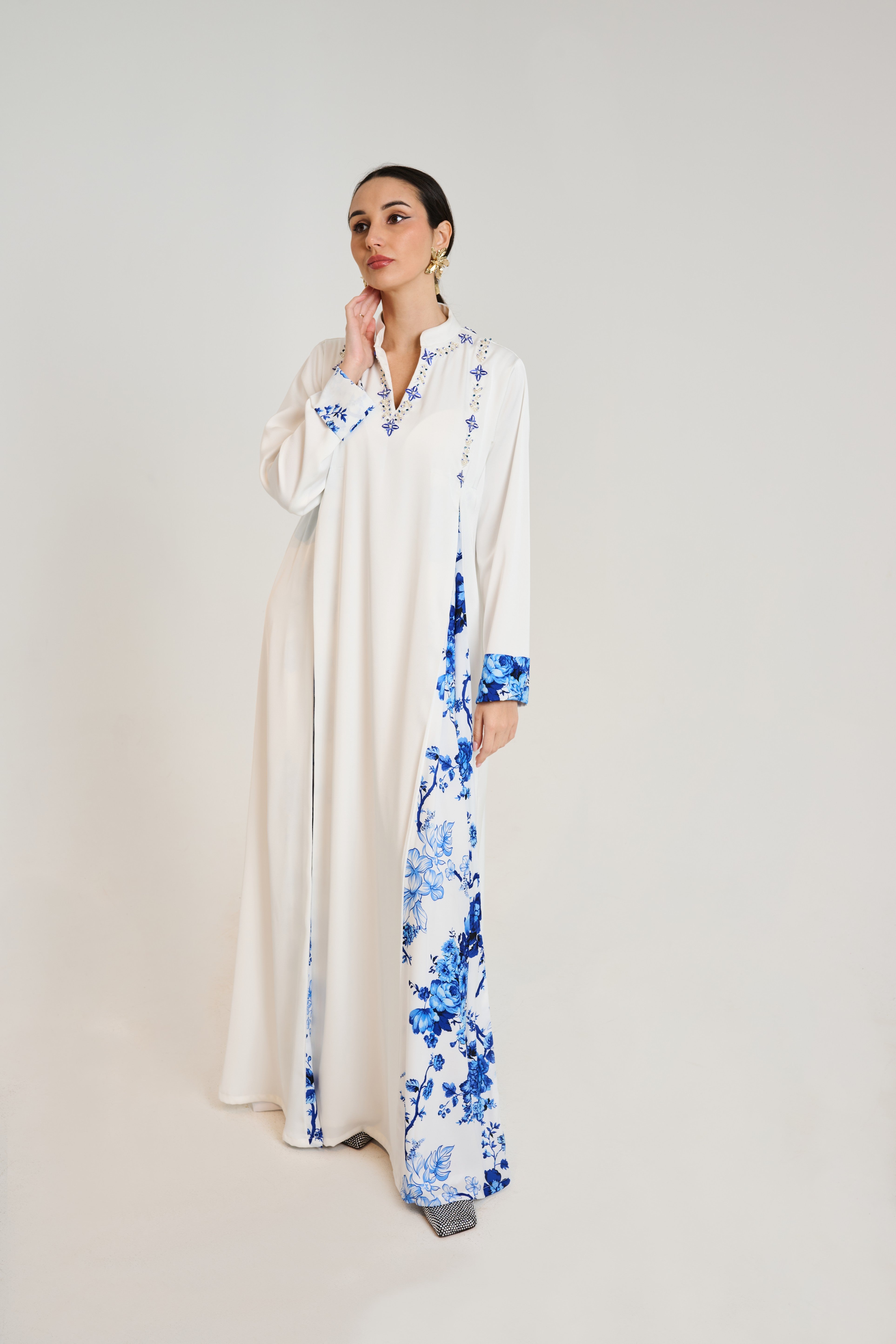 J065 Crepe Silk With Handwork