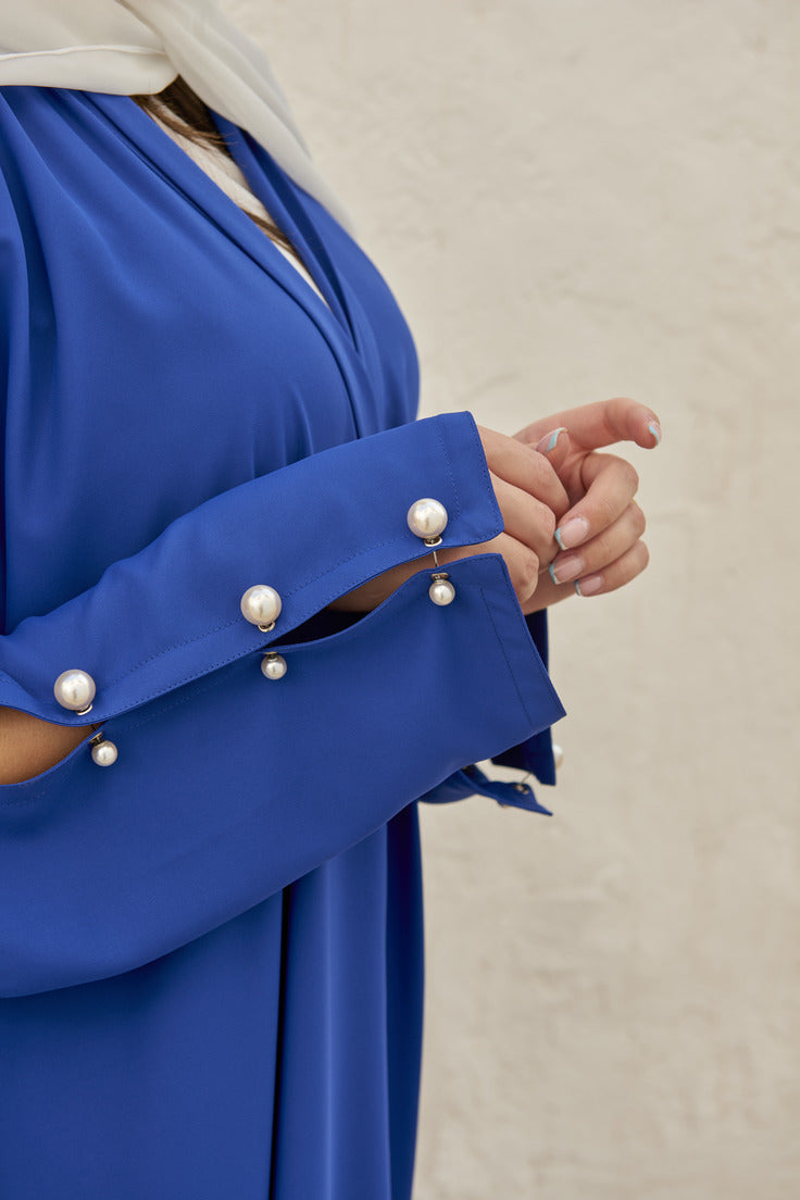 A0184 Crepe bisht abaya with pearl cufflinks and embroidery on scarf